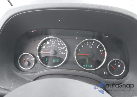 2012 Jeep Compass Limited z USA, uszkodzony, nr VIN 1C4NJDCB9CD664379